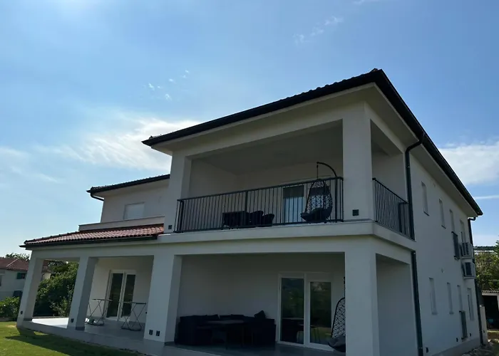 Zalar Apartment Lopar