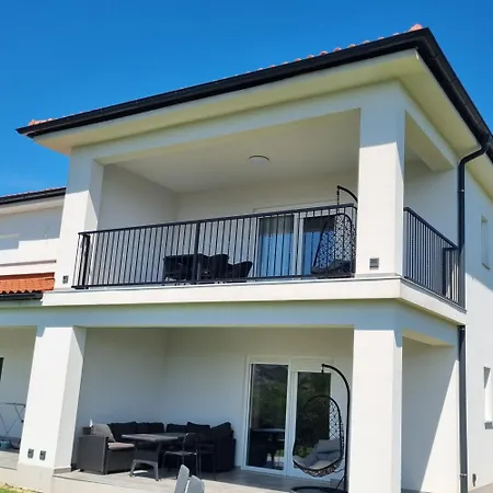 Appartement Zalar *